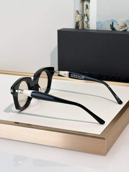 Picture of Kuboraum Sunglasses _SKUfw70683795fw